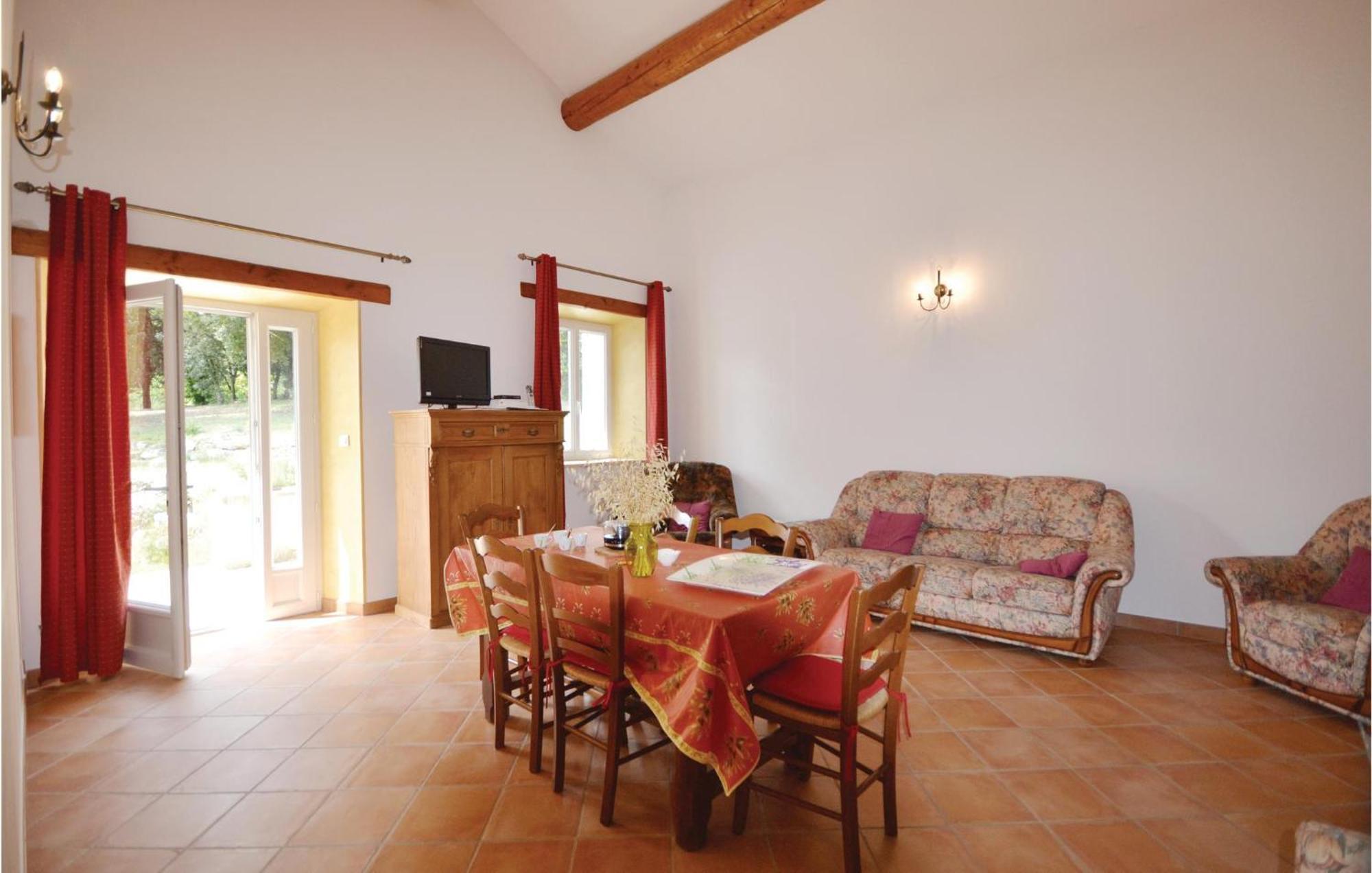 Awesome Home In Bollene With Wifi Luaran gambar